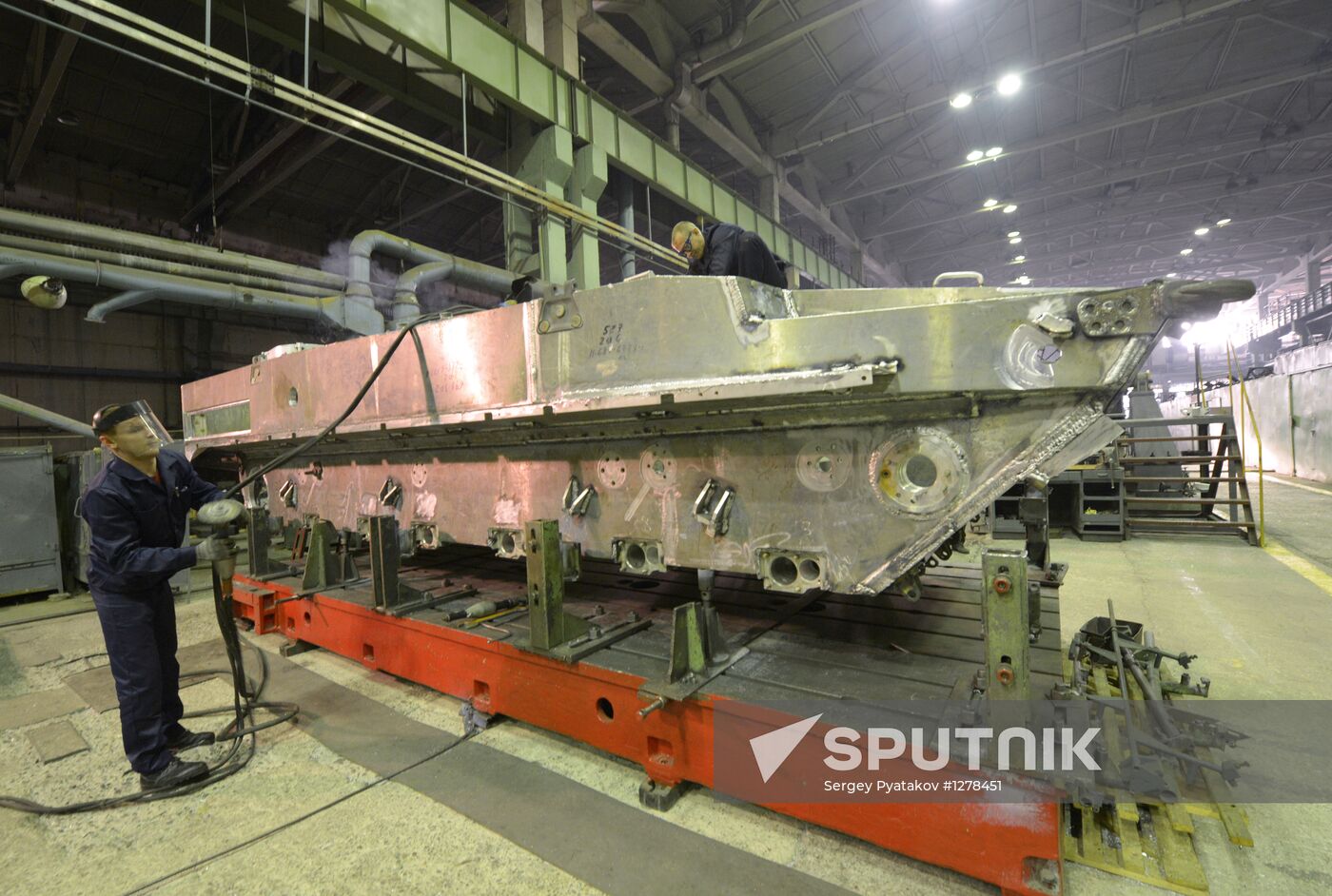 Manufacture of BMD-4M combat vehicles at Kurganmashzavod plant