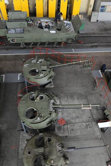 Manufacture of BMD-4M combat vehicles at Kurganmashzavod plant