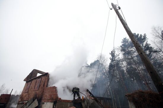 Gas pipeline on fire in Schelkovo District, Moscow Region