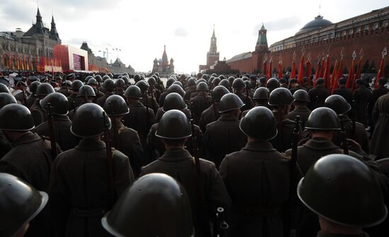 Dress rehearsal for march honoring anniversary of 1941 parade