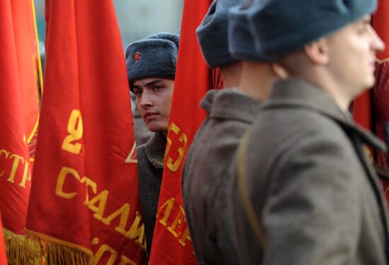 Dress rehearsal for march honoring anniversary of 1941 parade