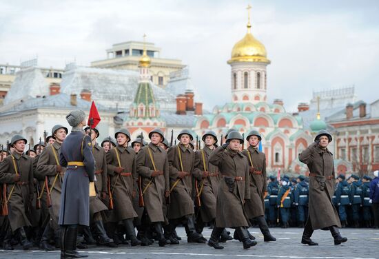 Dress rehearsal for march honoring anniversary of 1941 parade