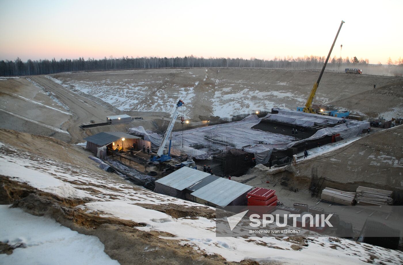 Building Vostochny space center