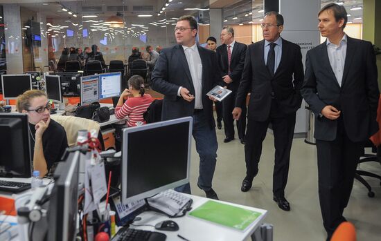Sergei Lavrov visits RIA Novosti