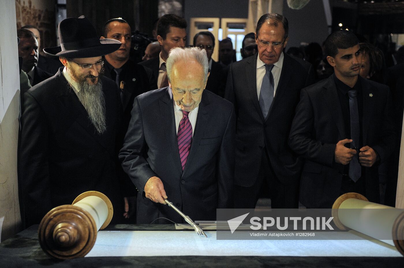 Russian Jewish Museum and Center of Tolerance opens in Moscow