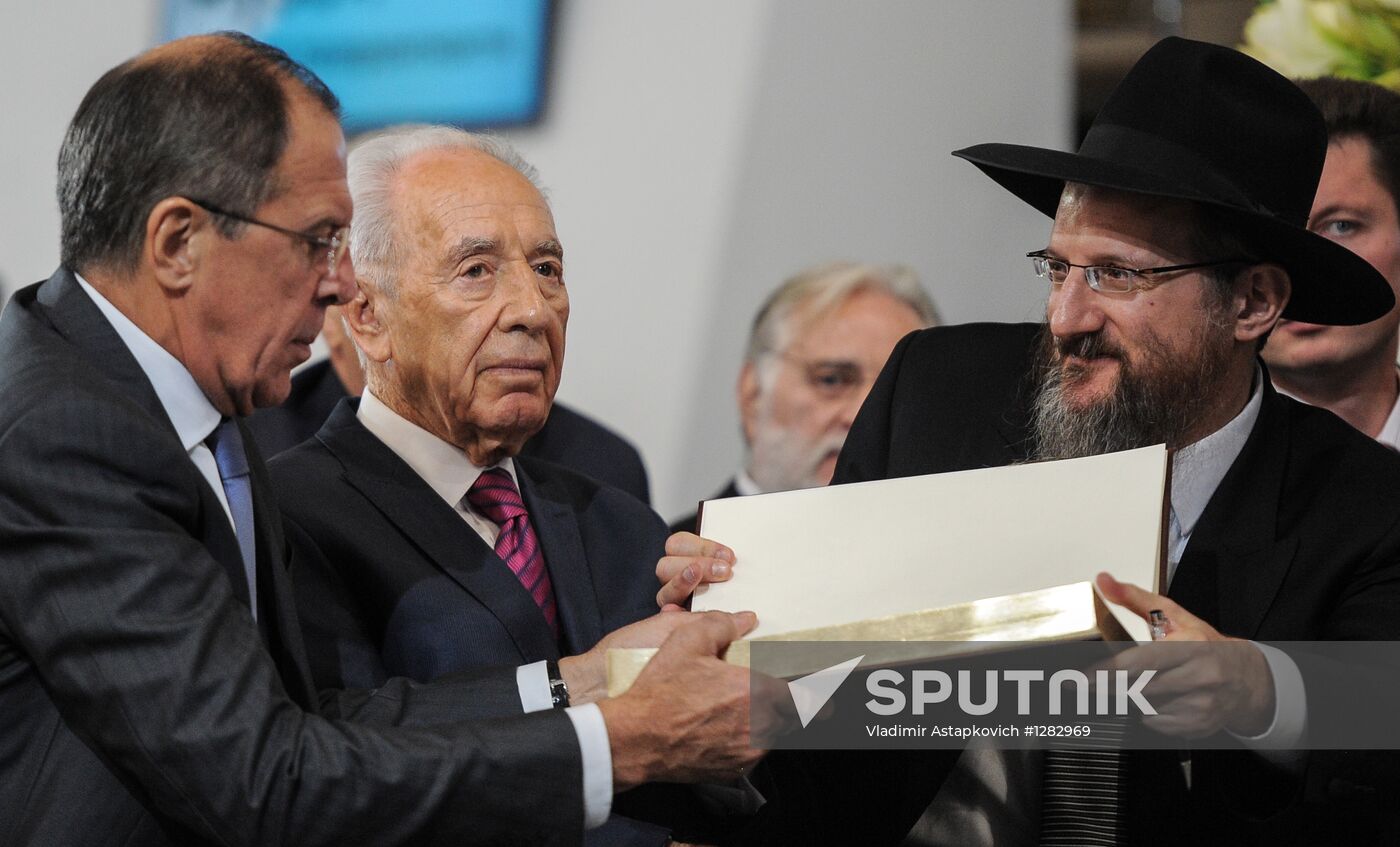 Russian Jewish Museum and Center of Tolerance opens in Moscow