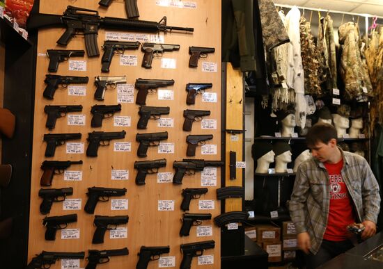 Weapon distribution in Russia