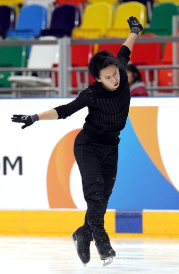 Figure skating, Grand Prix series, 4th stage. Work-outs.