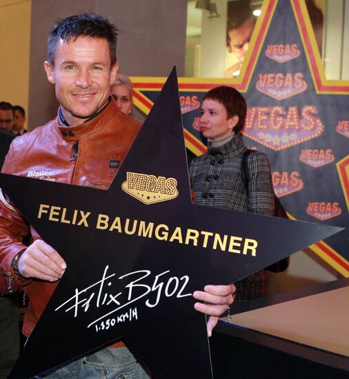 Laying a star for Felix Baumgartner