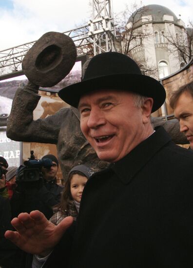 Monument to Yury Detochkin unveiled in Samara