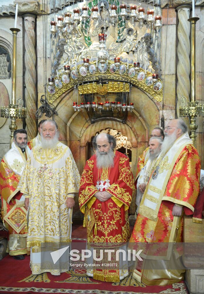 Patriarch Kirill conducts liturgy in Church of Holy Sepulchre