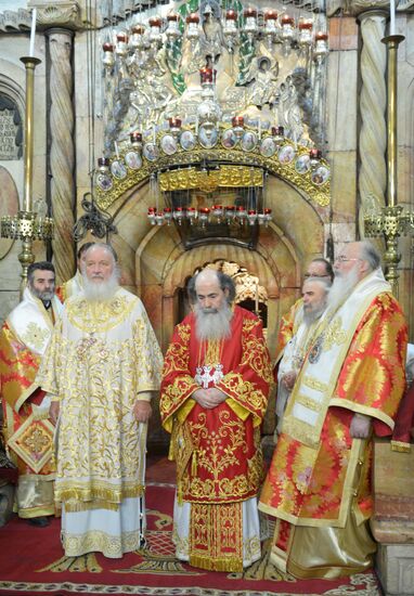 Patriarch Kirill conducts liturgy in Church of Holy Sepulchre