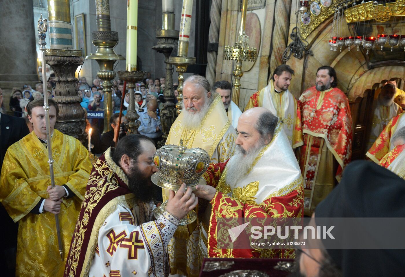 Patriarch Kirill conducts liturgy in Church of Holy Sepulchre