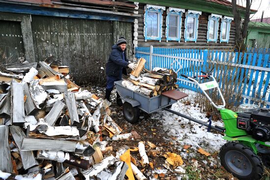 Rural life in Karabolka village, Chelyabinsk region