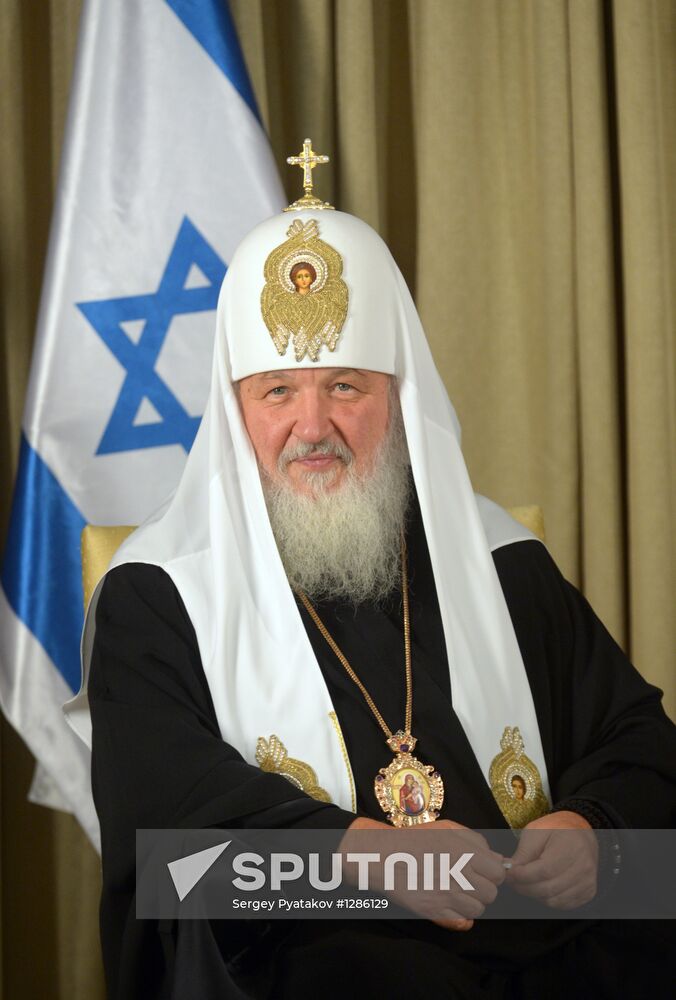 Patriarch Kirill meets with Israel's President Shimon Peres