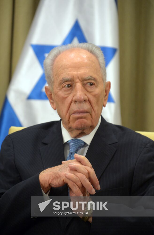 Patriarch Kirill meets with Israel's President Shimon Peres