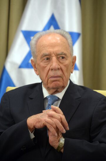 Patriarch Kirill meets with Israel's President Shimon Peres