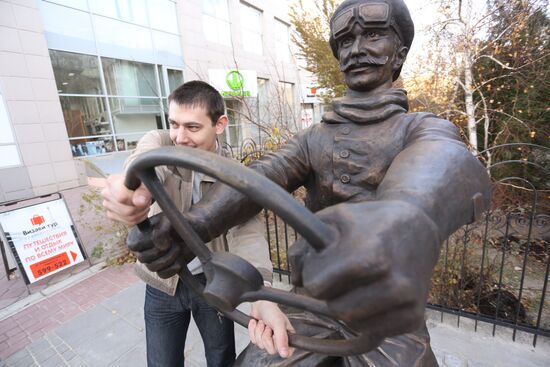 New monument to motorist in Volgograd