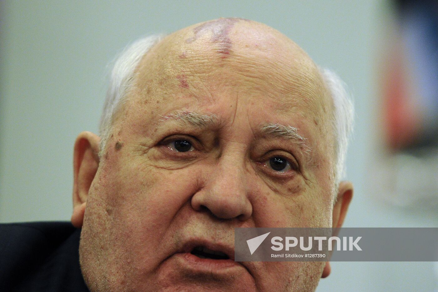 Mikhail Gorbachev presents new book "Alone with Myself"