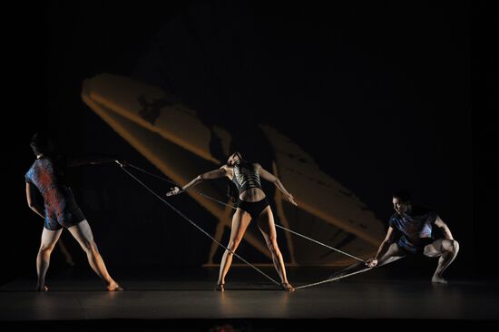 Octopus play dress rehearsal