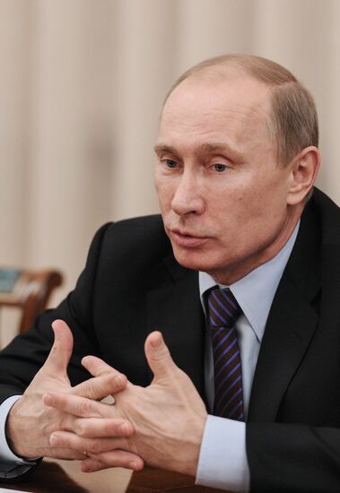 Vladimir Putin meets with Opora Rossii leadership