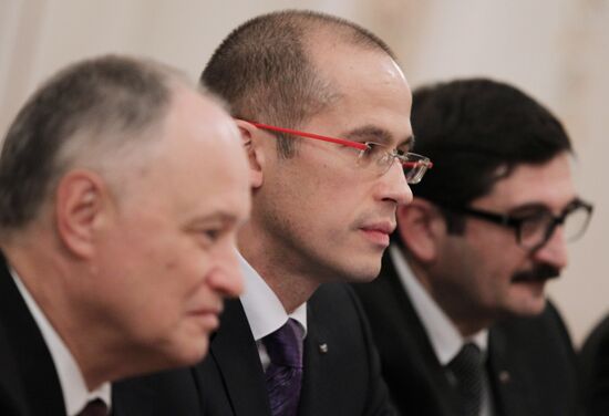 Vladimir Putin meets with Opora Rossii leadership