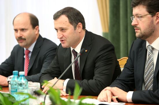 Dmitry Rogozin on a working visit to Chisinau