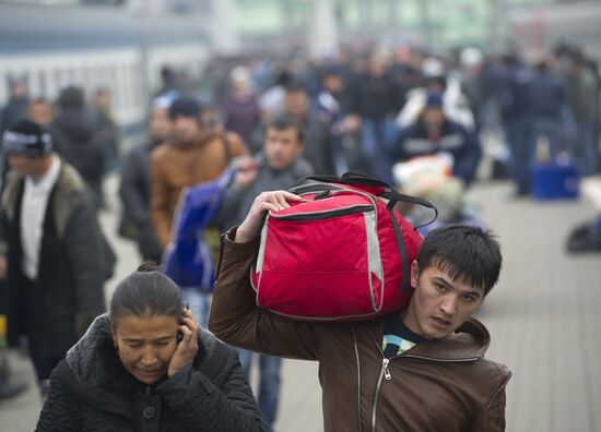 Trains from Central Asia arrive in Moscow