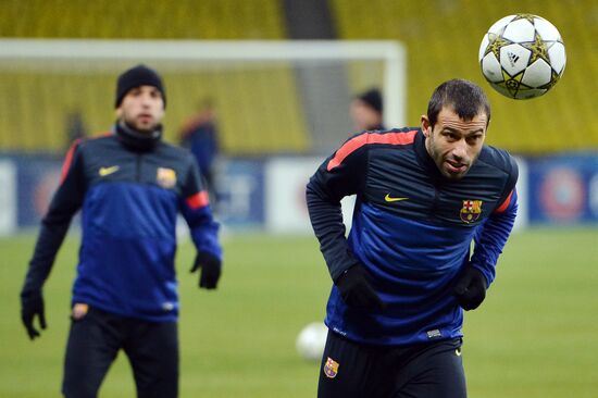 Football: FC Barcelona training