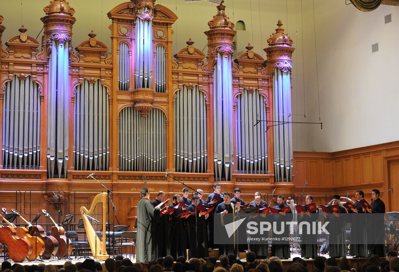 Premiere of oratorio "Seven Songs of God" by B.Grebenschikov