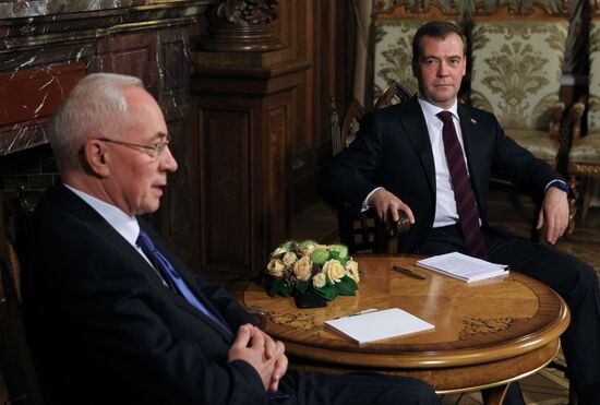 Dmitry Medvedev meets with Mykola Azarov