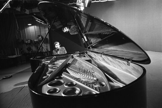 Pianist Maxim Konchalovsky