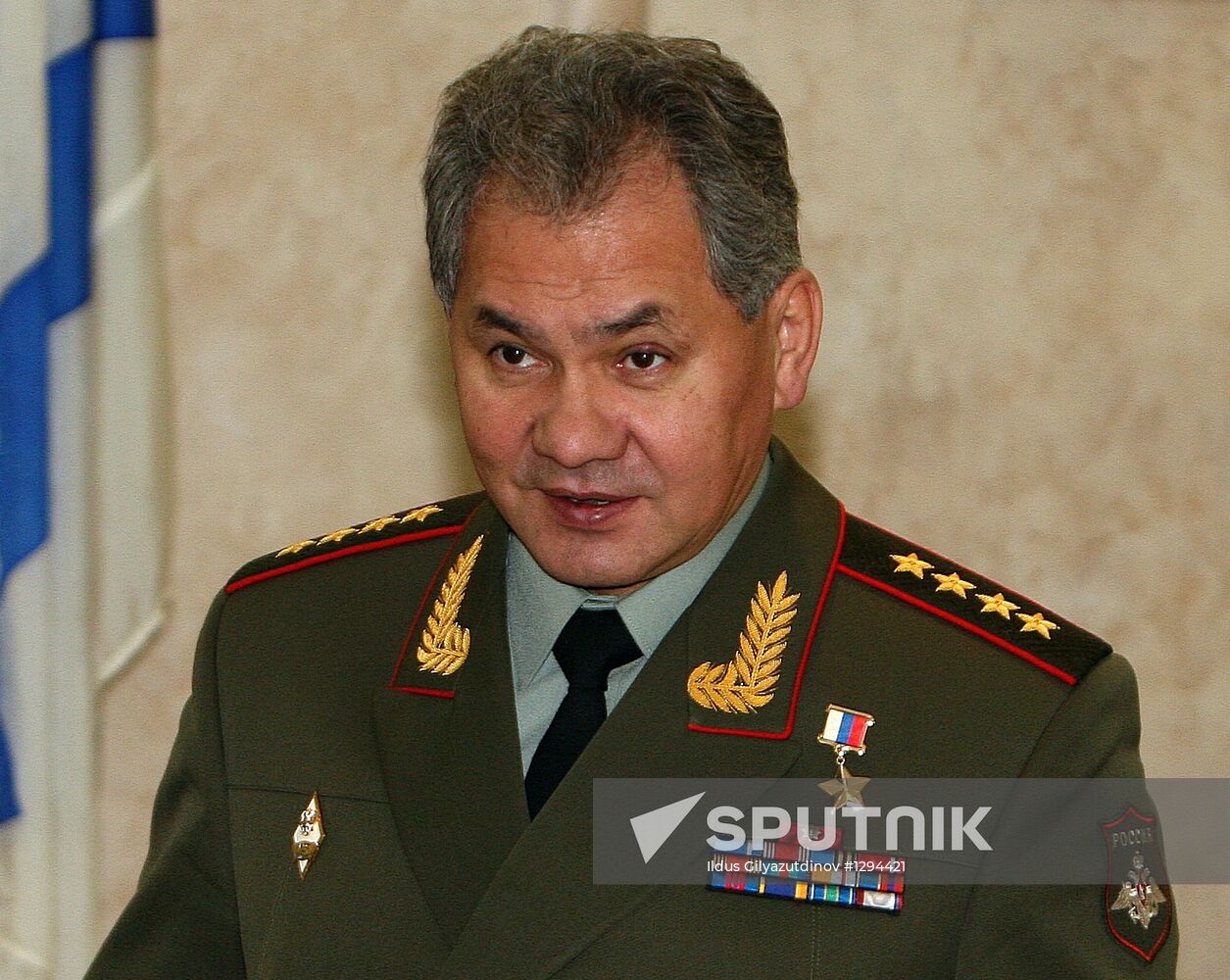 Russian Defense Minister Sergey Shoigu visits Vladivostok