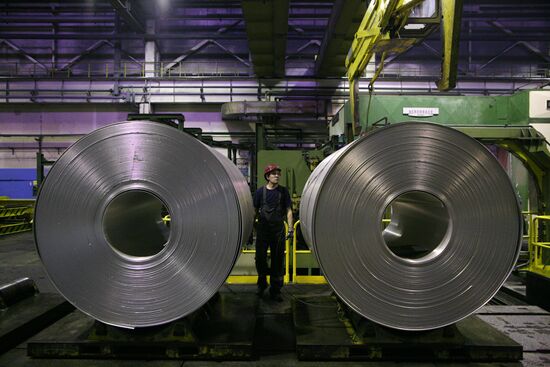 Aluminum foil production at Rusal Sayanal plant