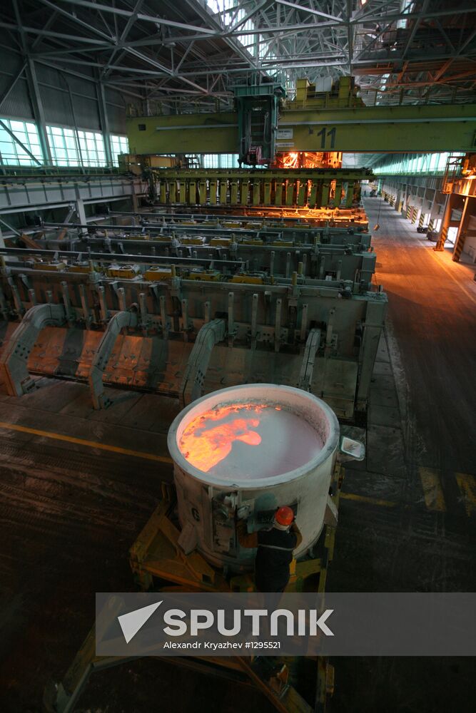 Aluminum production at RUSAL plants