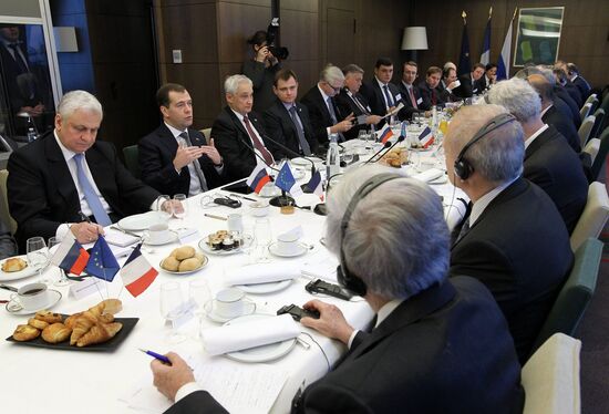 Dmitry Medvedev visits France