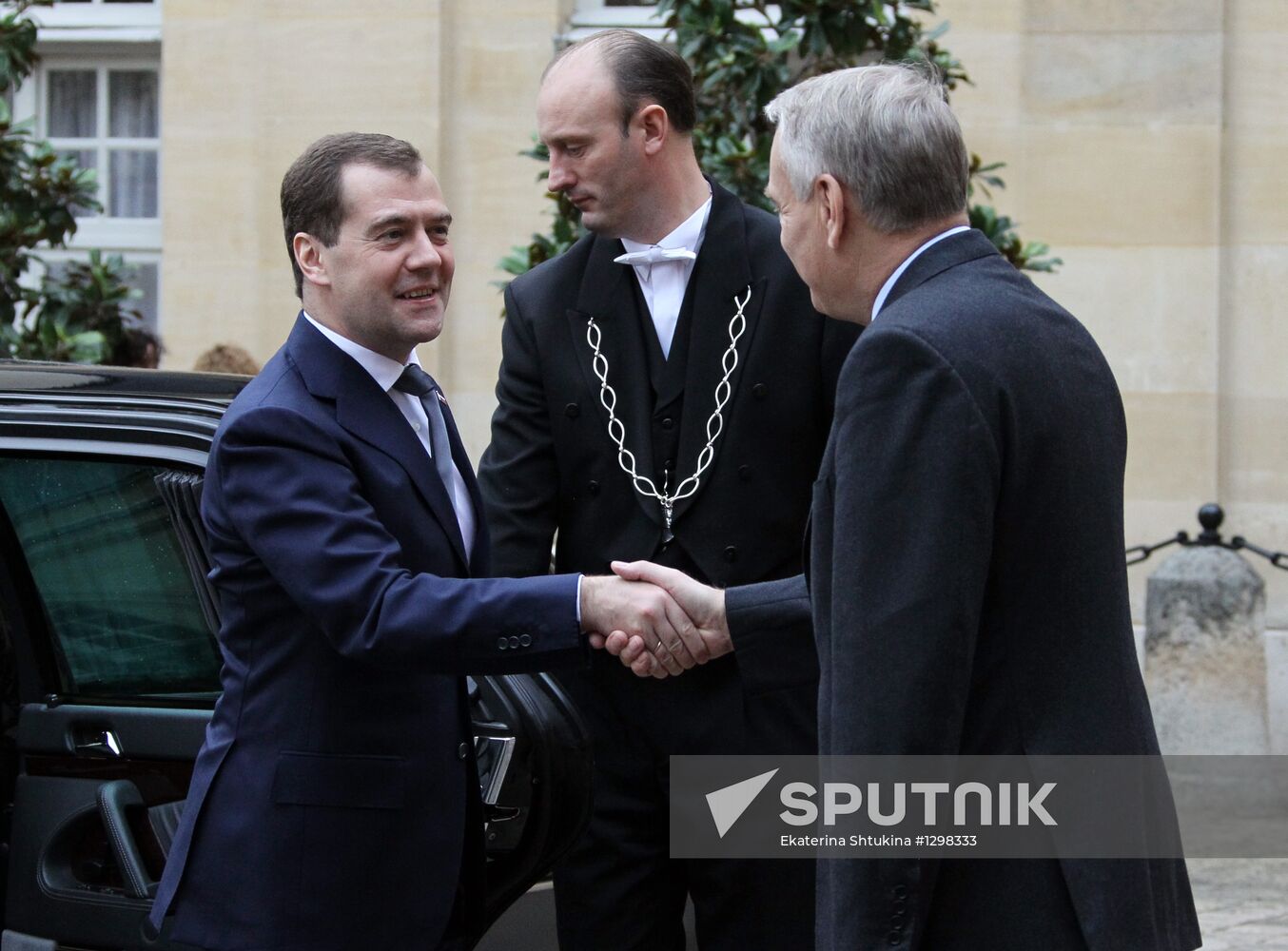 Dmitry Medvedev visits France