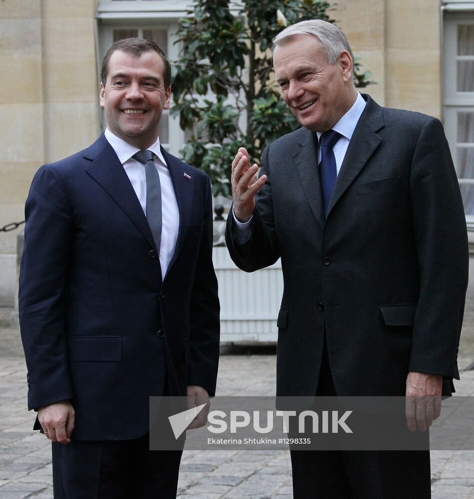 Dmitry Medvedev visits France