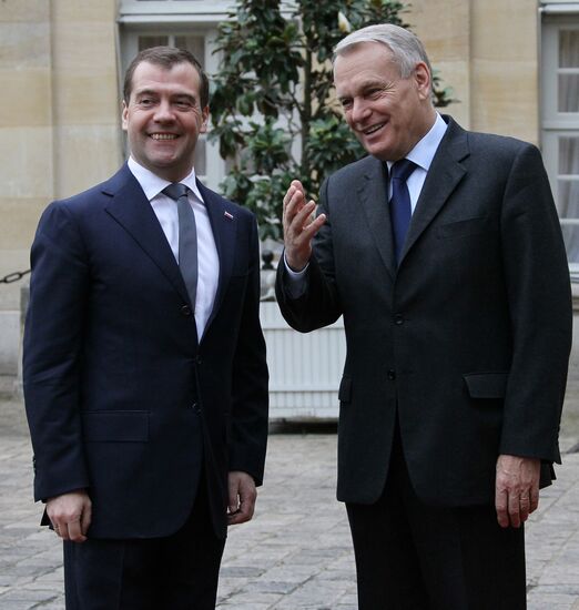 Dmitry Medvedev visits France