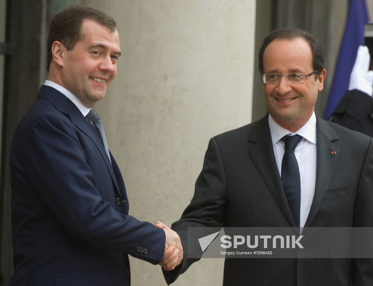 Dmitry Medvedev visits France