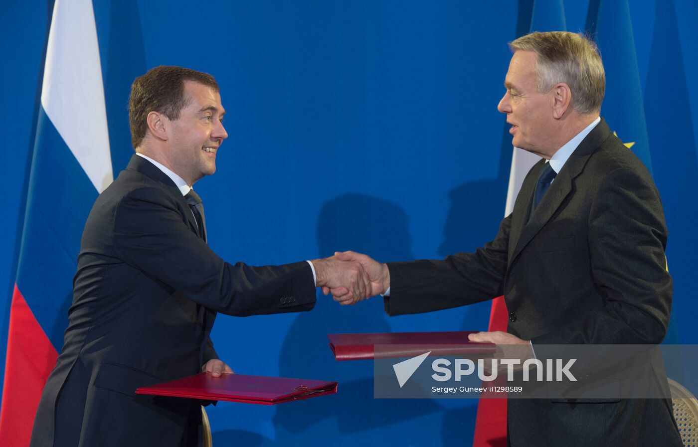 Dmitry Medvedev visits France