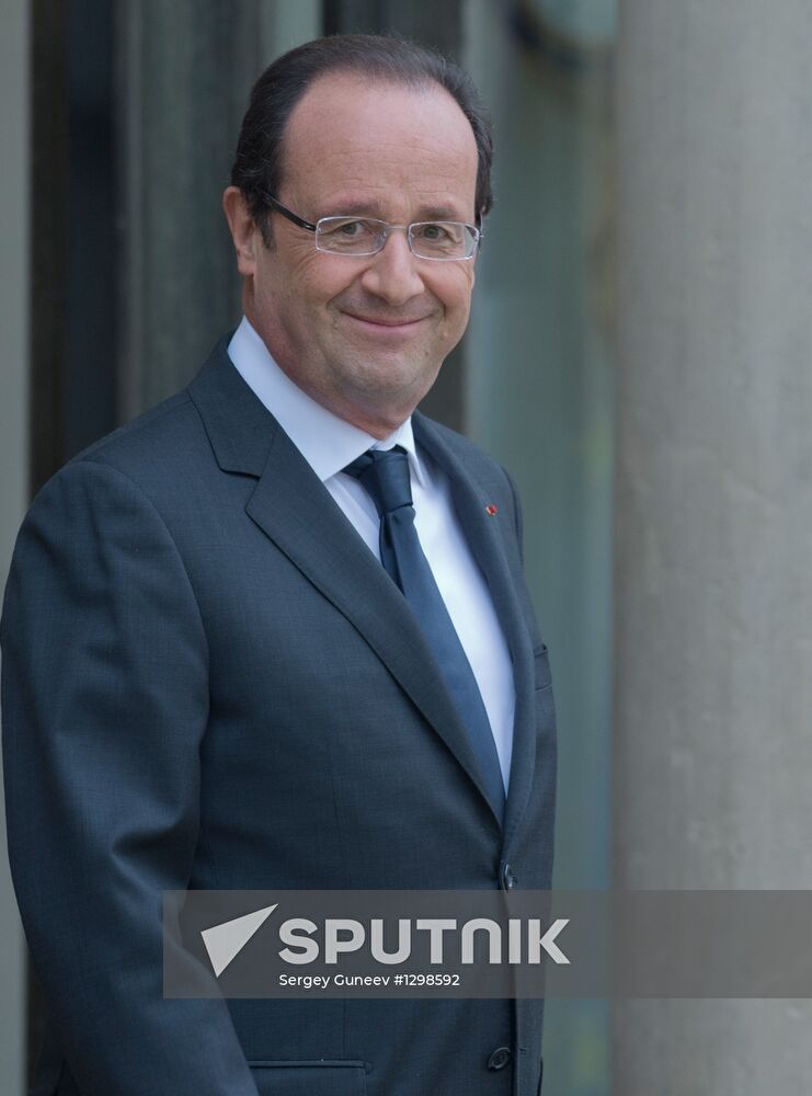 Dmitry Medvedev visits France
