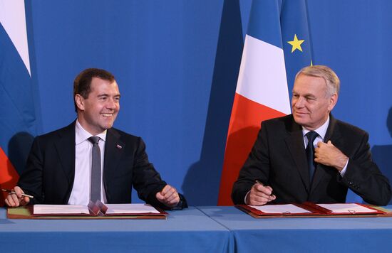 Dmitry Medvedev visits France