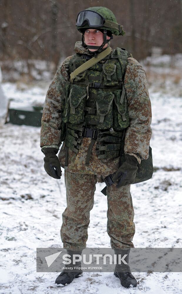 Russian Army troops get new battle suit