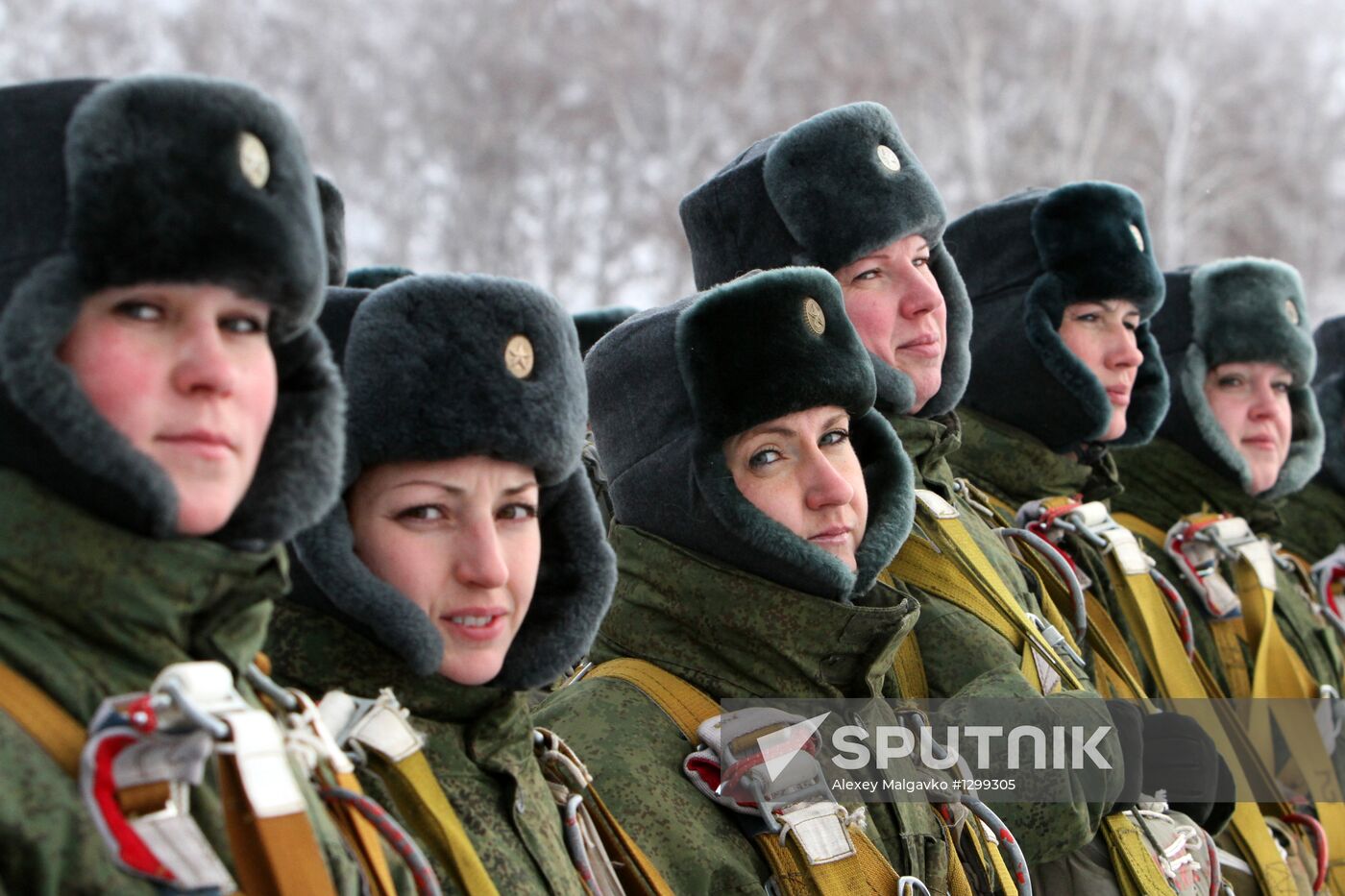 Airborne forces training in Omsk Region
