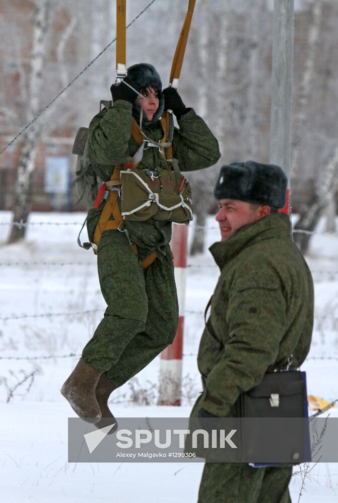 Airborne forces training in Omsk region