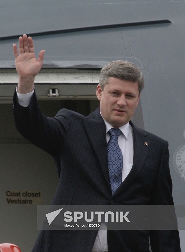 CANADIAN PRIME MINISTER STEPHEN HARPER ARRIVES IN ST. PETERSBURG