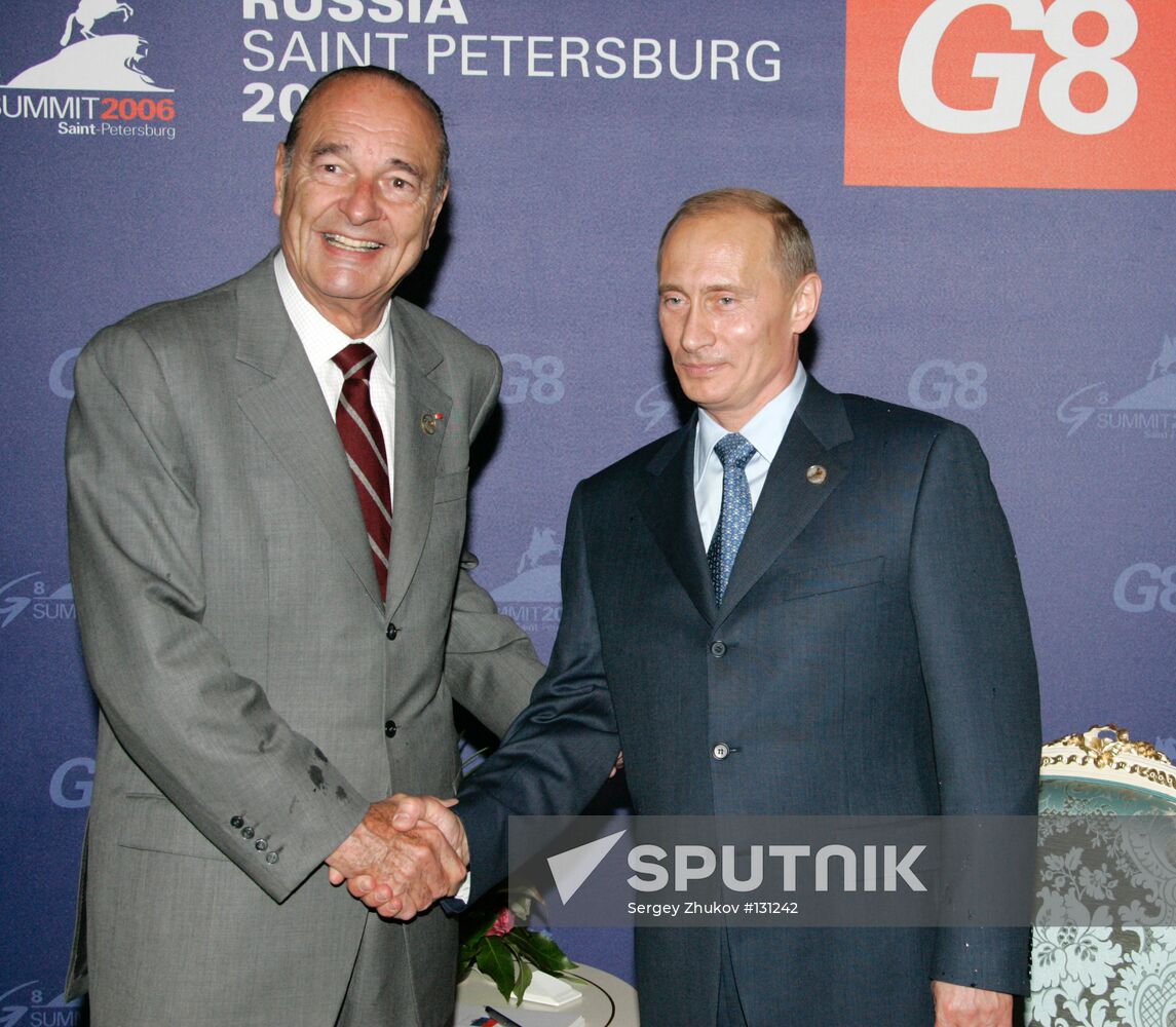 MEETING OF RUSSIAN AND FRENCH PRESIDENTS
