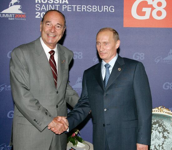 MEETING OF RUSSIAN AND FRENCH PRESIDENTS