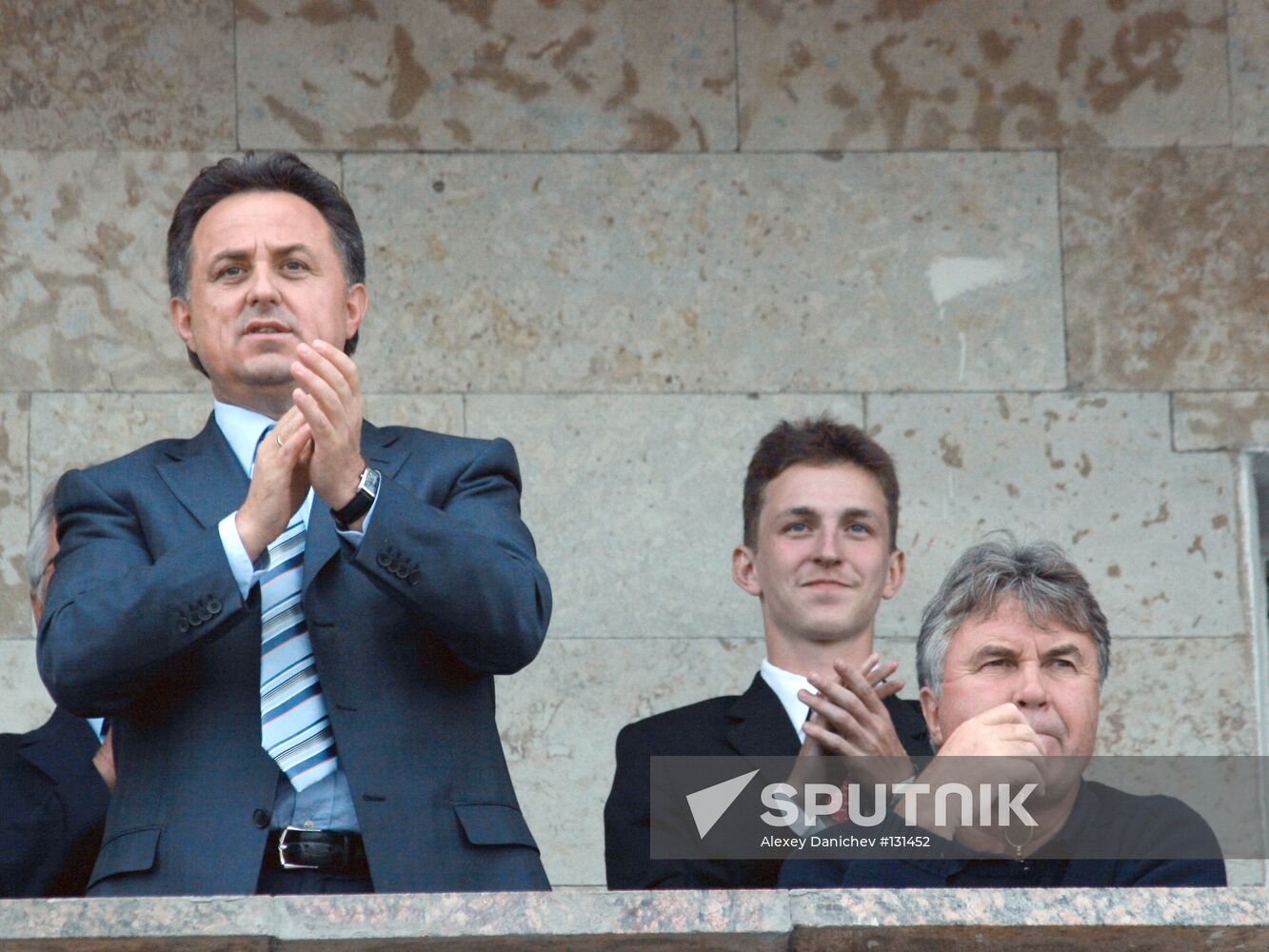 VITALY MUTKO, GUUS HIDDINK
